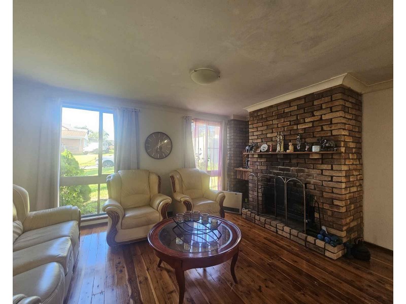 8 Sherridon Crescent, Quakers Hill NSW 2763