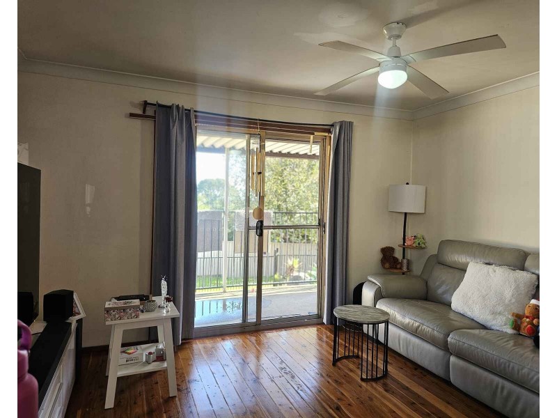 8 Sherridon Crescent, Quakers Hill NSW 2763