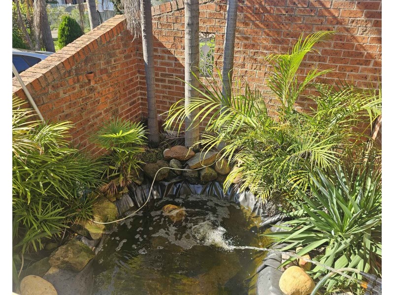 8 Sherridon Crescent, Quakers Hill NSW 2763