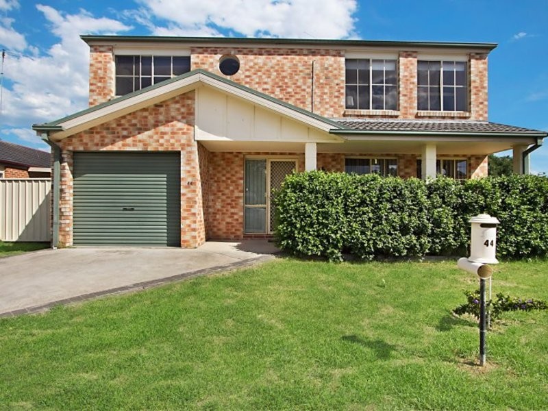 44 Manorhouse Boulevarde, Quakers Hill NSW 2763