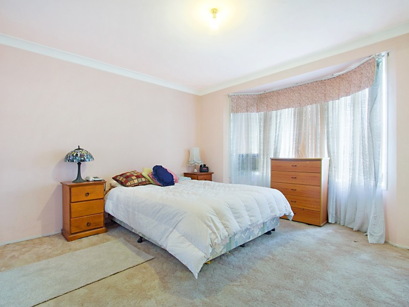 34 Goddard Crescent, Quakers Hill NSW 2763
