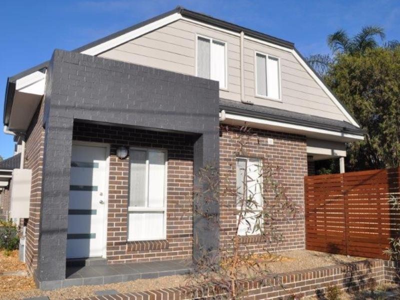 1/62 Brisbane Street, Oxley Park NSW 2760