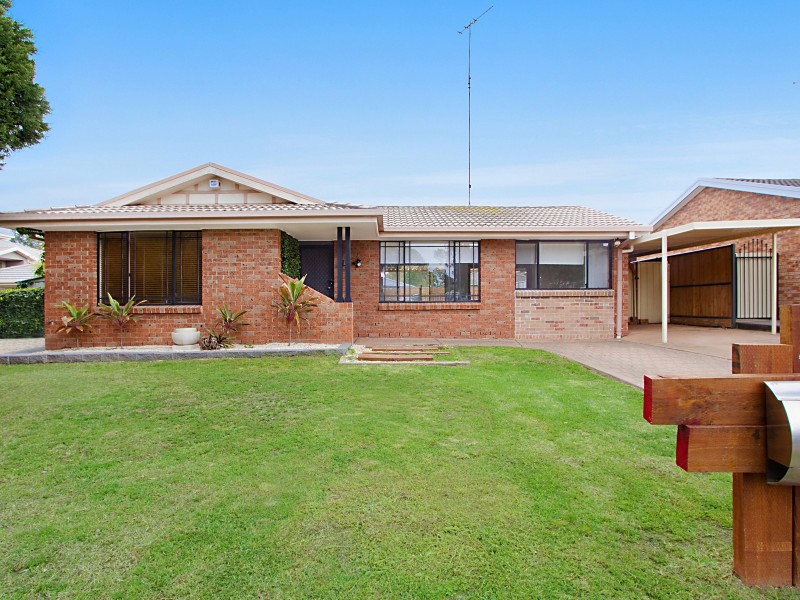 15  Devlin Place, Quakers Hill NSW 2763