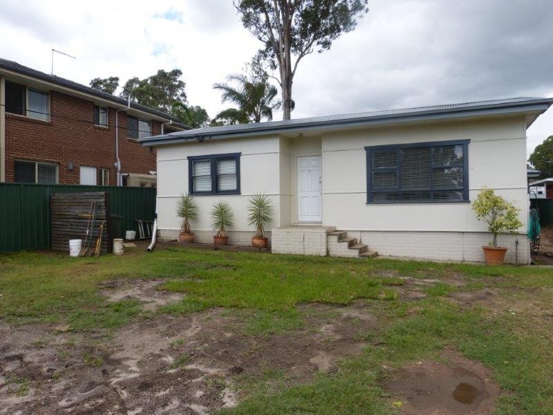 22 Pearce Road, Quakers Hill NSW 2763
