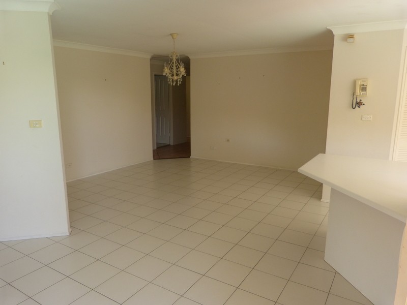 102 Wilson Road, Quakers Hill NSW 2763