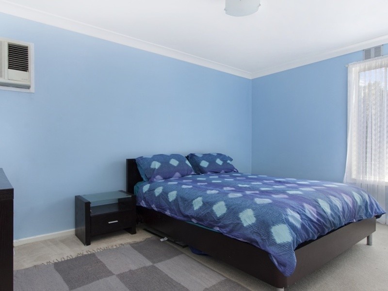 6  Franklin Crescent, Blackett NSW 2770