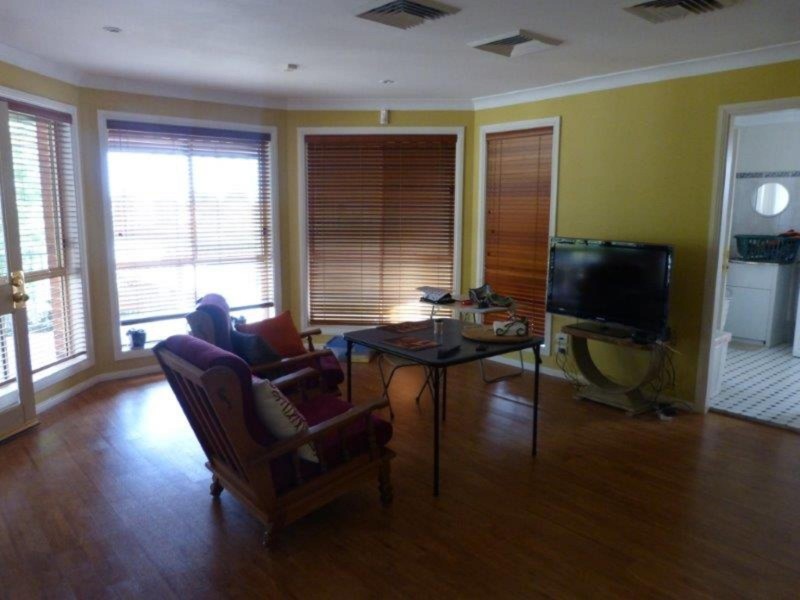 12 Gwydir Avenue, Quakers Hill NSW 2763