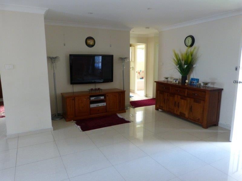 14 Torrance Crescent, Quakers Hill NSW 2763