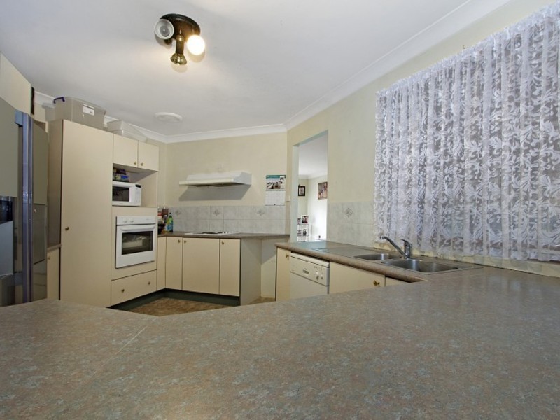 65 Summerfield Avenue, Quakers Hill NSW 2763