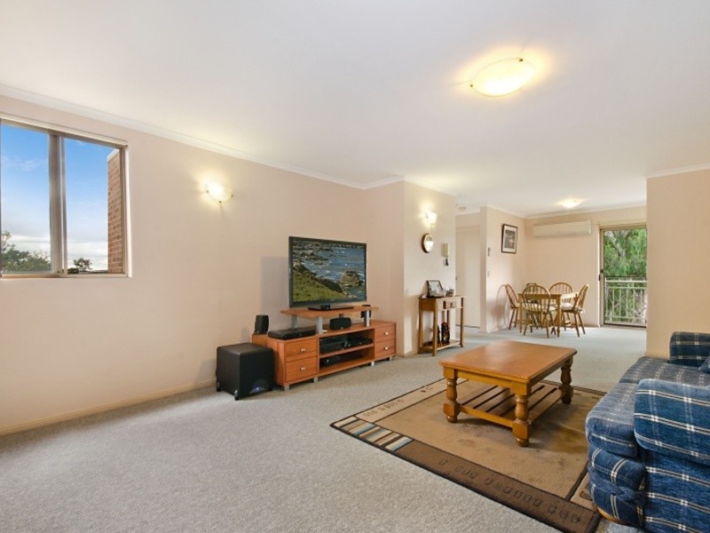 26/25-27 Fourth Avenue, Blacktown NSW 2148