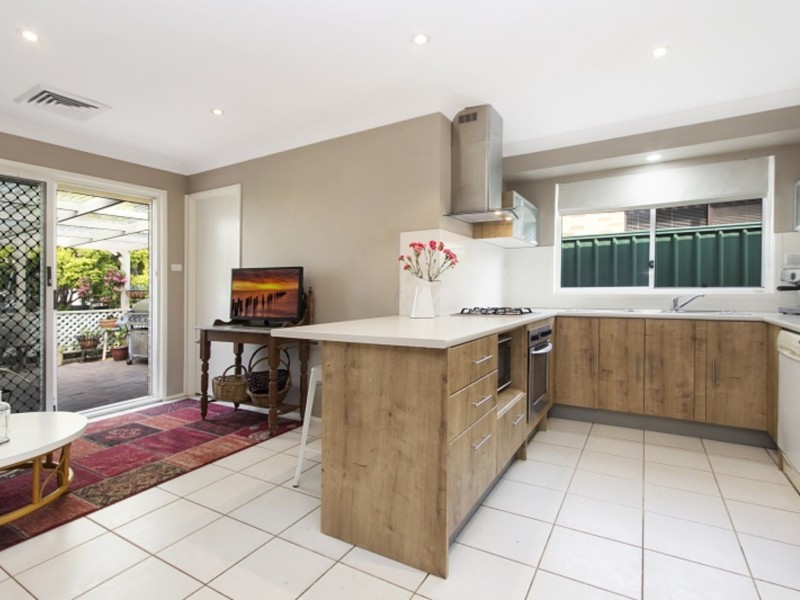 43  Summerfield Ave, Quakers Hill NSW 2763