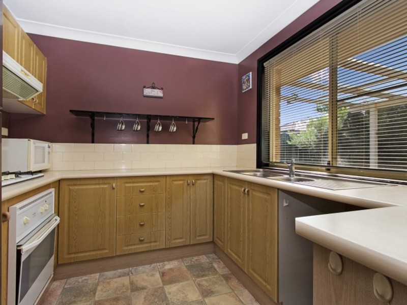 25 Kashmir Avenue, Quakers Hill NSW 2763