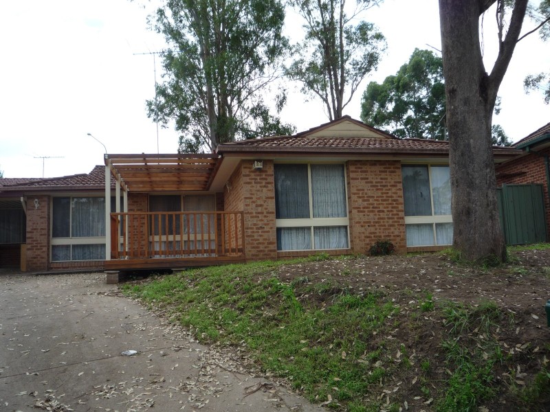 9 Tully Place, Quakers Hill NSW 2763