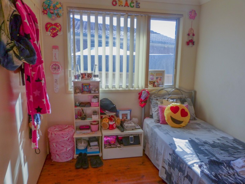 34 Chaplin Crescent, Quakers Hill NSW 2763