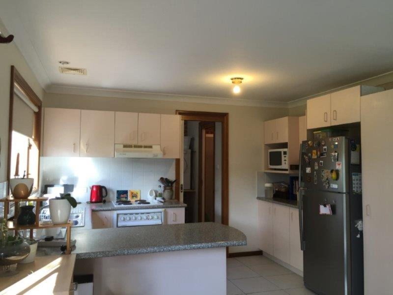 30b Manorhouse Blvd, Quakers Hill NSW 2763