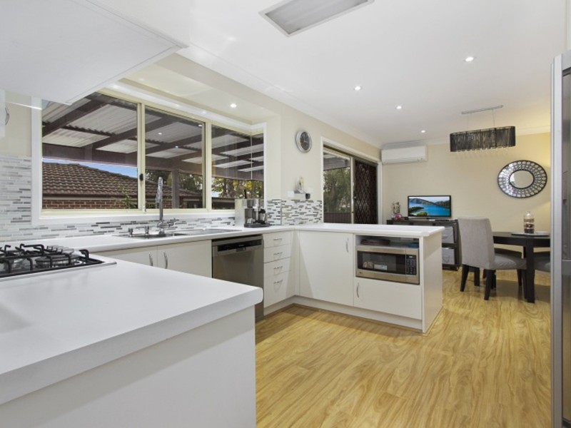 26  Torrance Cres, Quakers Hill NSW 2763