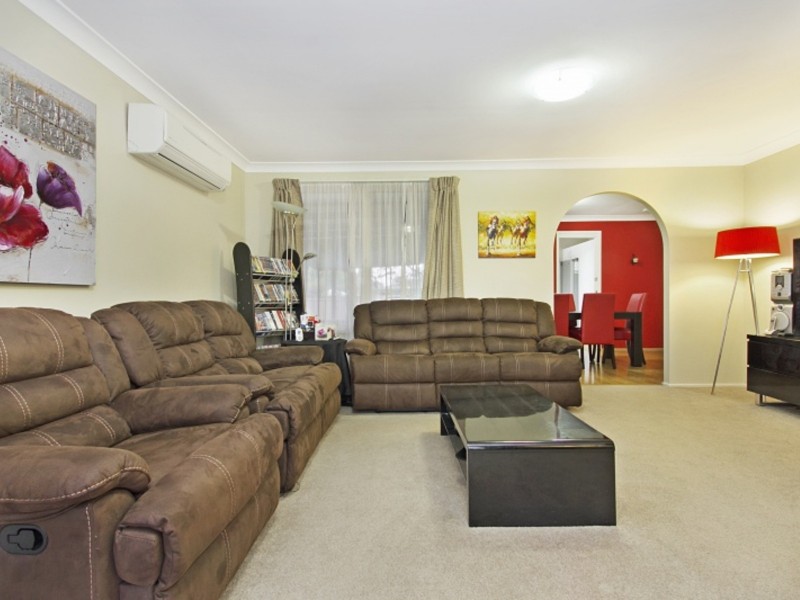 26  Torrance Cres, Quakers Hill NSW 2763