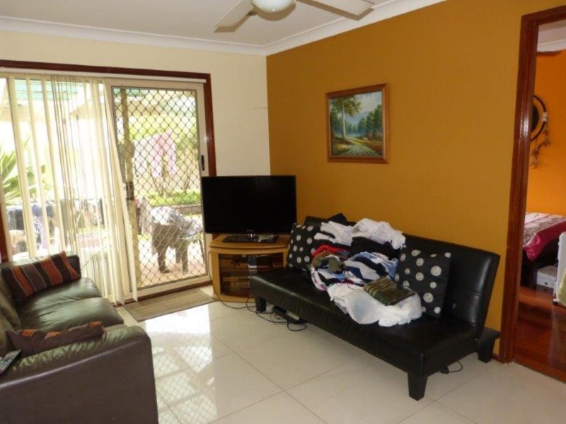 15 Milburn Street, Quakers Hill NSW 2763