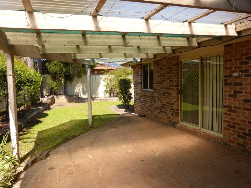 15 Milburn Street, Quakers Hill NSW 2763