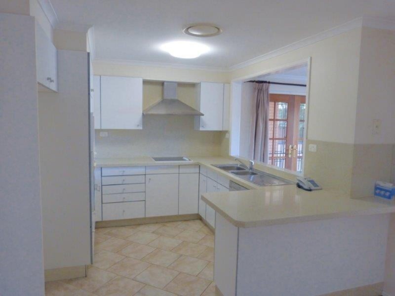 3 Lisa Place, Quakers Hill NSW 2763