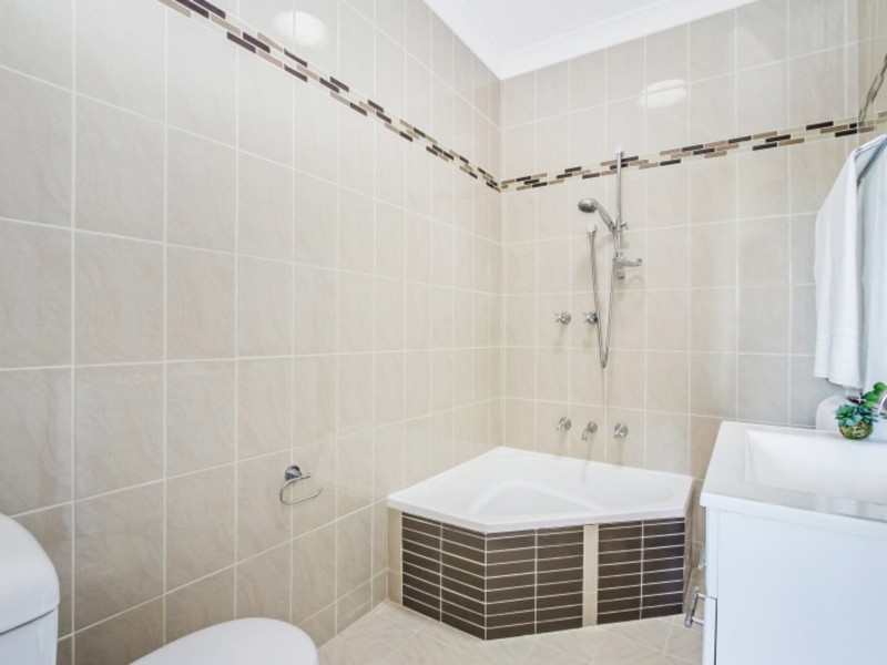 16 Daisy Place, Lalor Park NSW 2147