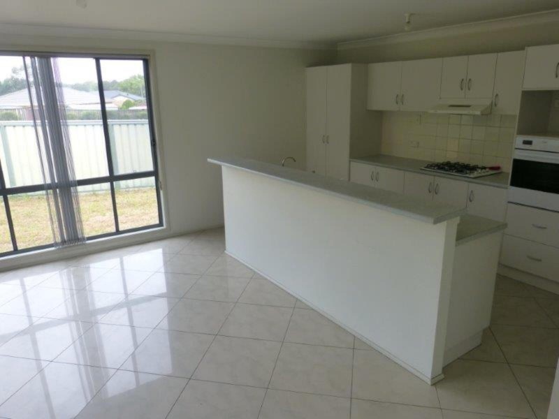 8 Orchid Court, Quakers Hill NSW 2763