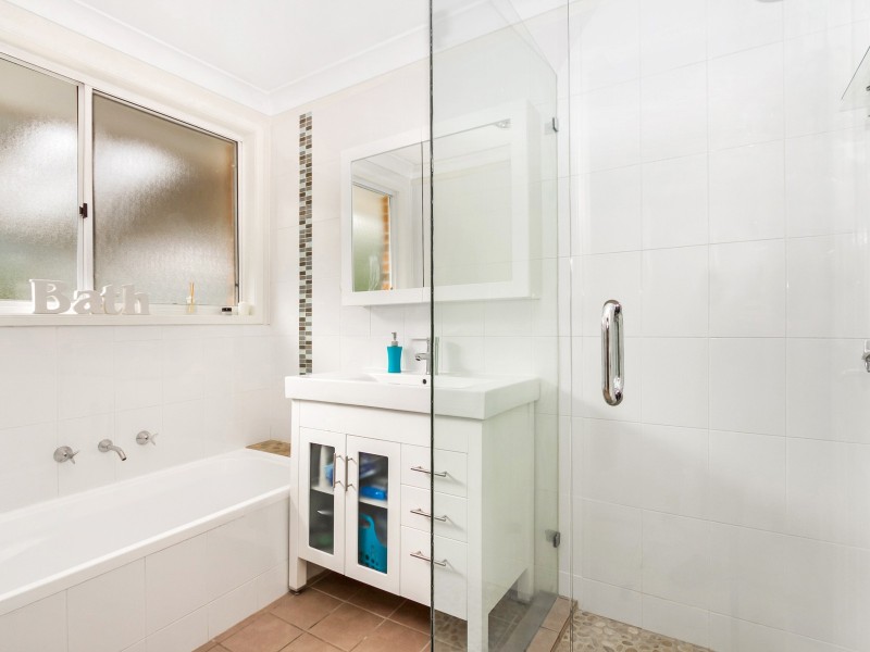 1 Aimee Street, Quakers Hill NSW 2763