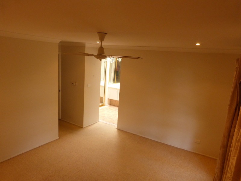 102 Wilson Road, Quakers Hill NSW 2763