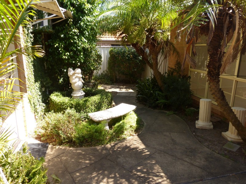 102 Wilson Road, Quakers Hill NSW 2763