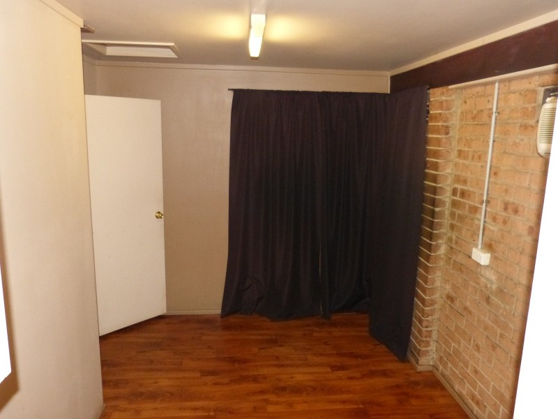 102 Wilson Road, Quakers Hill NSW 2763