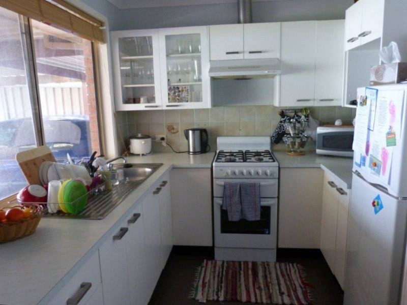 6 Crispin Place, Quakers Hill NSW 2763