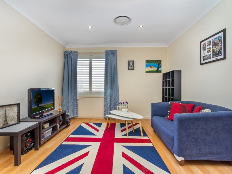 15 Bonaccordo Road, Quakers Hill NSW 2763