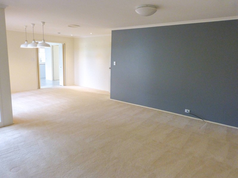 11 Peel Street, Quakers Hill NSW 2763