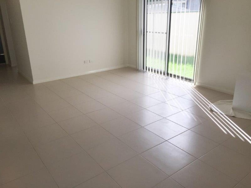 42a Elwood Crescent, Quakers Hill NSW 2763