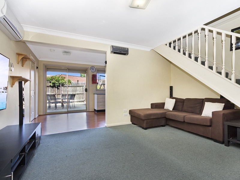 4/2 Charlotte Road, Rooty Hill NSW 2766