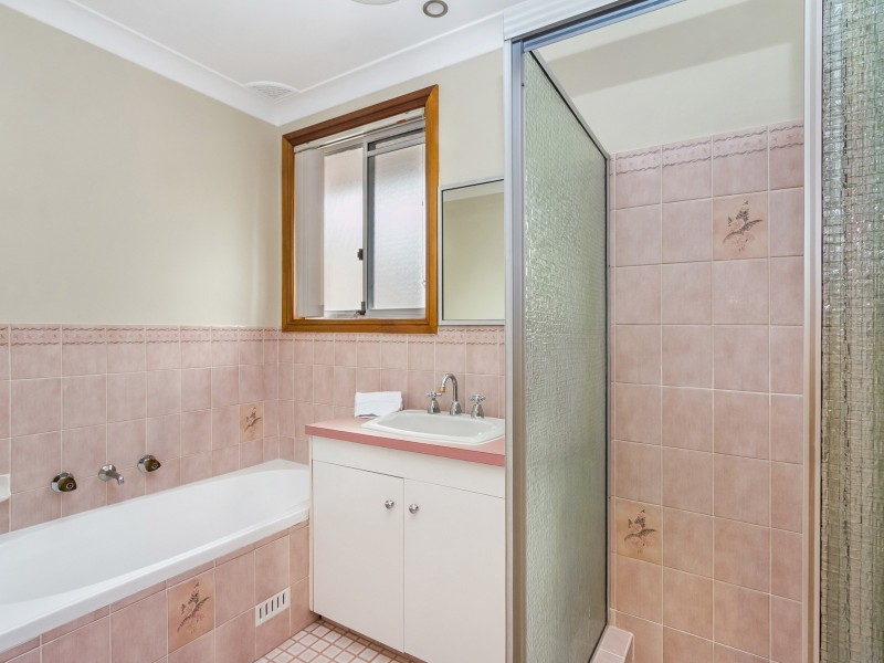 23 Sherridon Cres, Quakers Hill NSW 2763