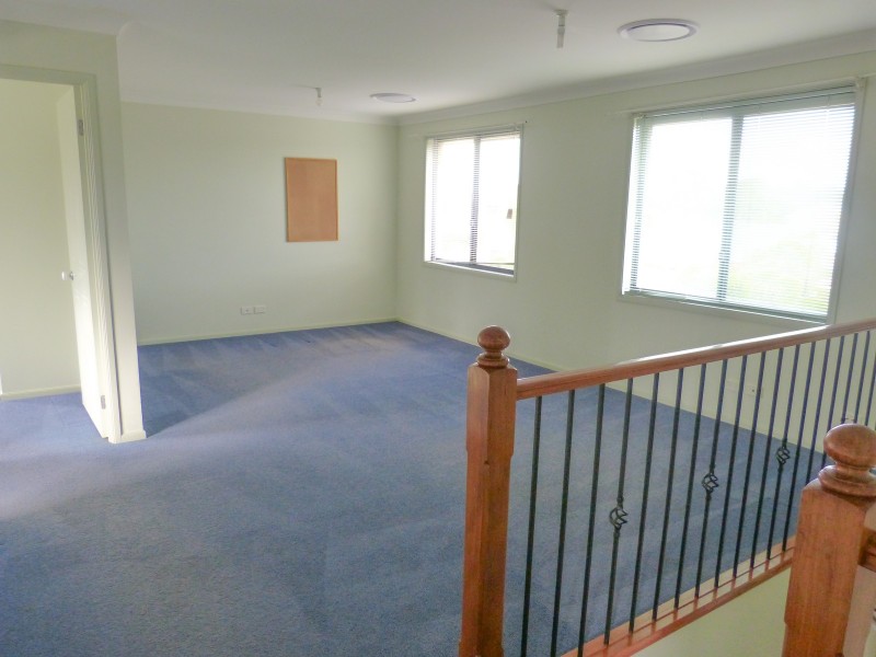 17 Sapphire Circuit, Quakers Hill NSW 2763