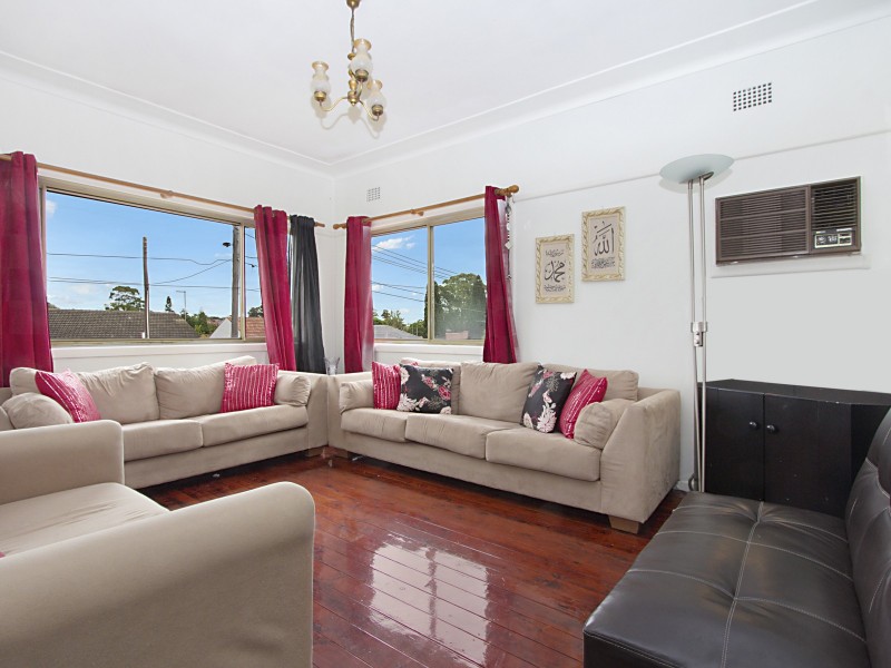 1 Matthew Crescent, Blacktown NSW 2148