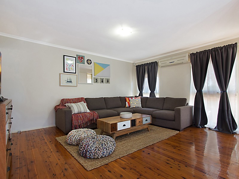 32 Caratel Crescent, Marayong NSW 2148