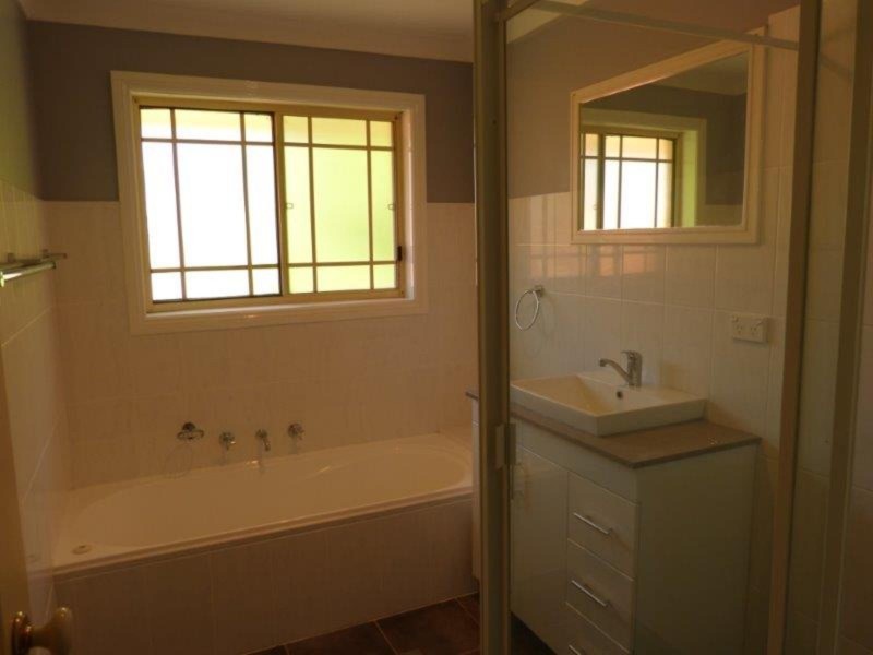 2/58  Lalor Road, Quakers Hill NSW 2763