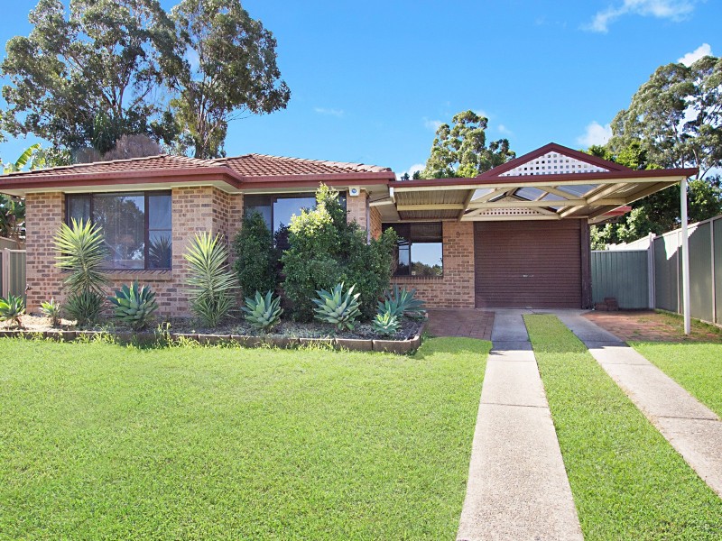 9 Lindfield Place, Dean Park NSW 2761