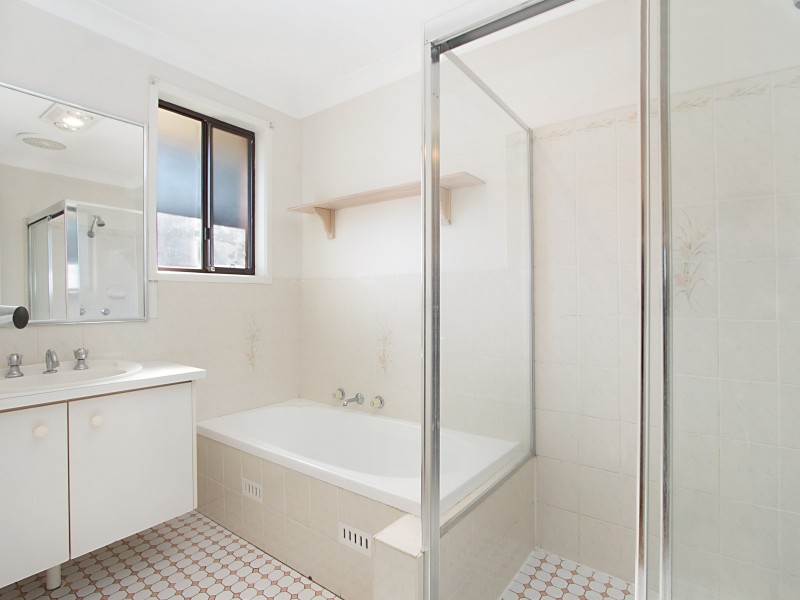 9 Lindfield Place, Dean Park NSW 2761