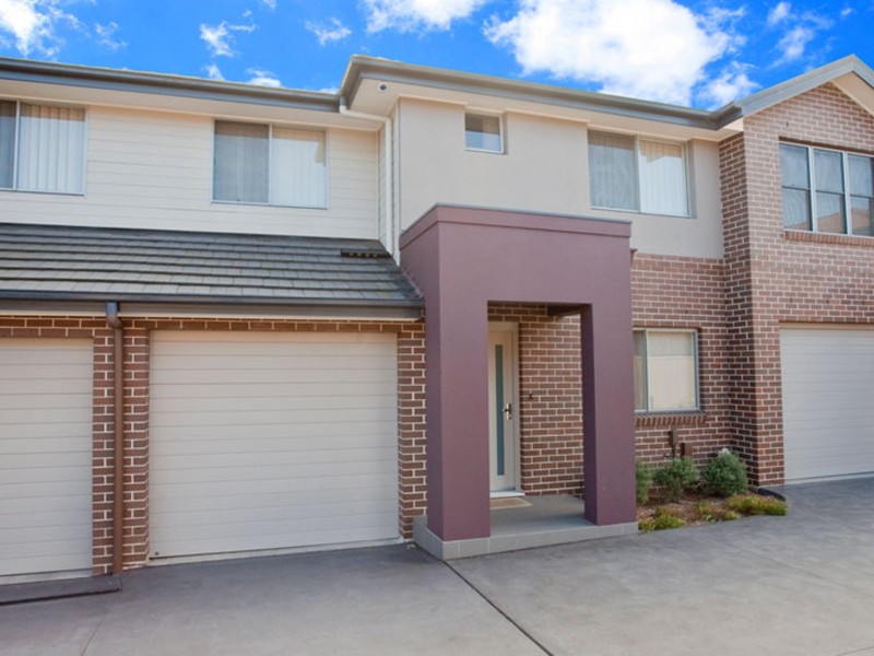 8/46  Pearce Road, Quakers Hill NSW 2763