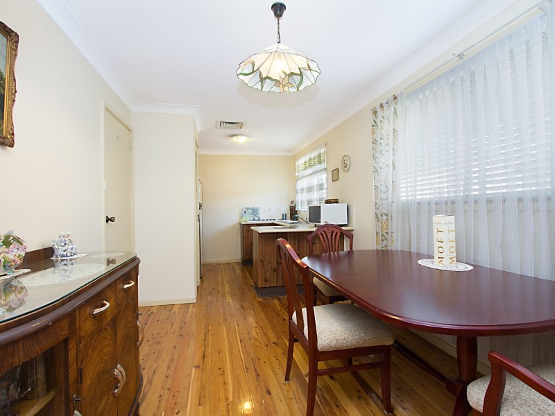 10 Jasmine Avenue, Quakers Hill NSW 2763