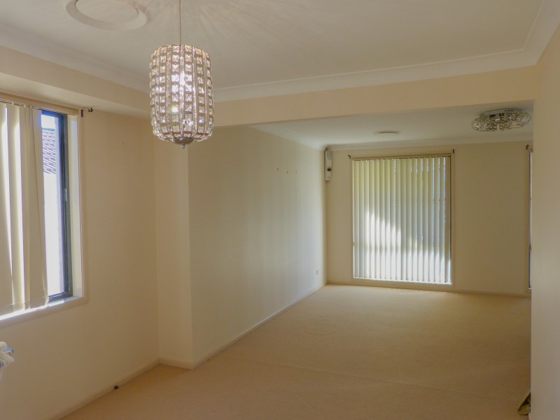 26 Tomko Grove, Quakers Hill NSW 2763