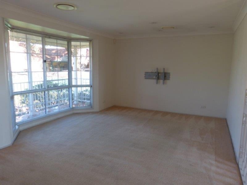 13 Samuel Place, Quakers Hill NSW 2763