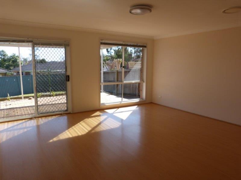 13 Samuel Place, Quakers Hill NSW 2763