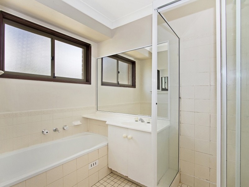 6 Tully Place, Quakers Hill NSW 2763