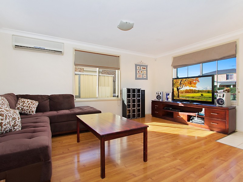 1/87-89 Manorhouse Boulevard, Quakers Hill NSW 2763