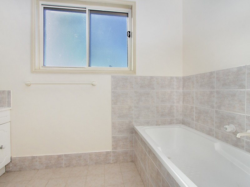 1/87-89 Manorhouse Boulevard, Quakers Hill NSW 2763